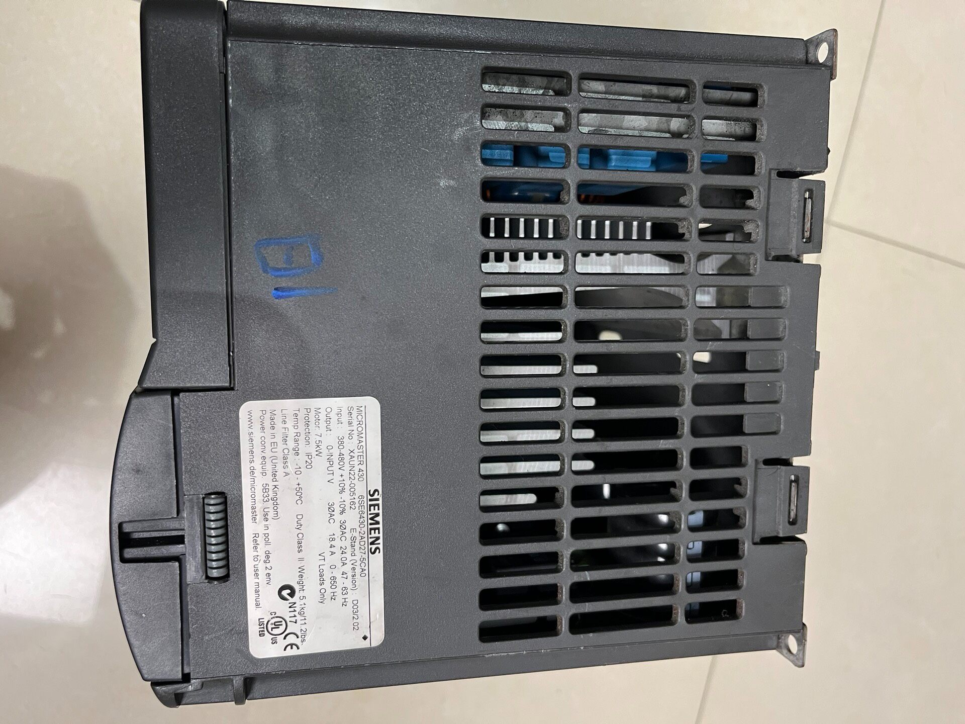 Siemens 6SE6430-2AD27-5CA0 MICROMASTER 430 5