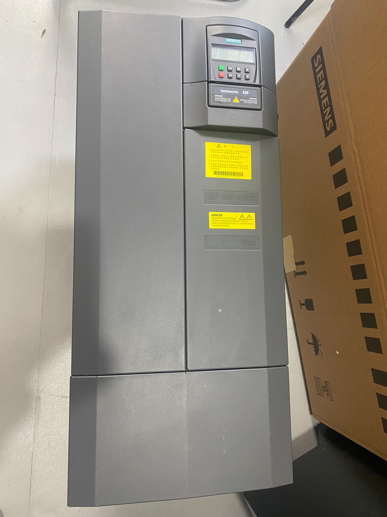 Siemens 6SE6430-2AD33-7EA0 MICROMASTER 430