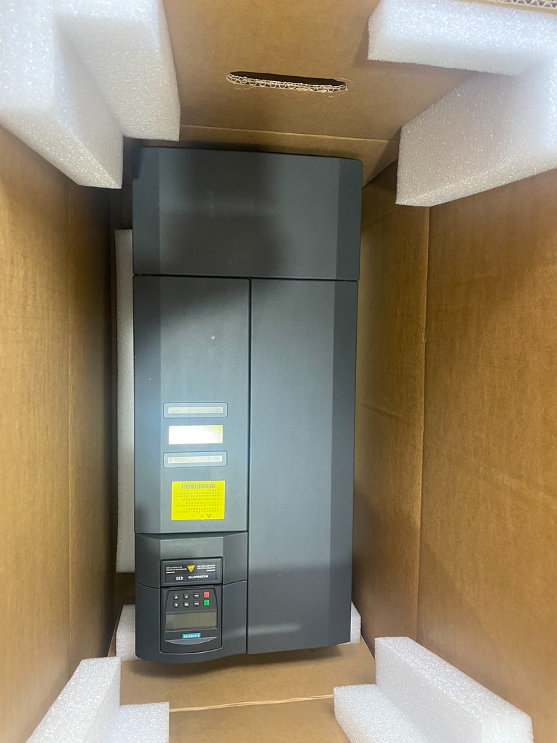 Siemens 6SE6430-2AD33-7EA0 MICROMASTER 430 5