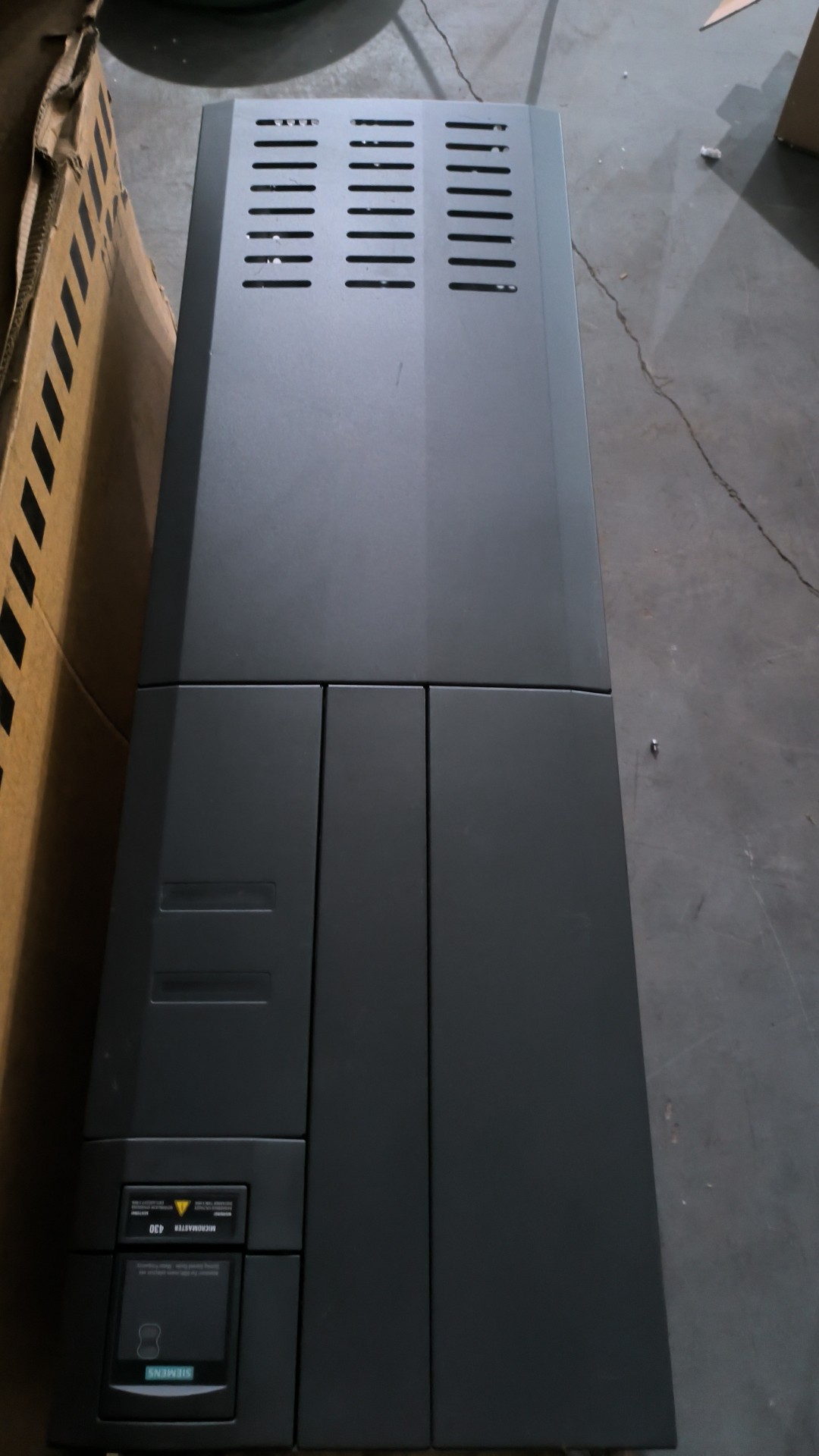 Siemens 6SE6430-2AD35-5FA0 MICROMASTER 430