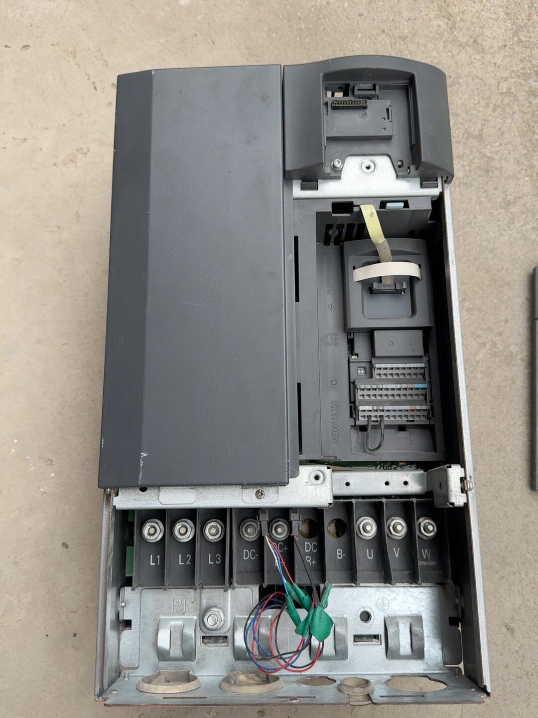 Siemens 6SE6430-2UD33-0DA0 MICROMASTER 430 3
