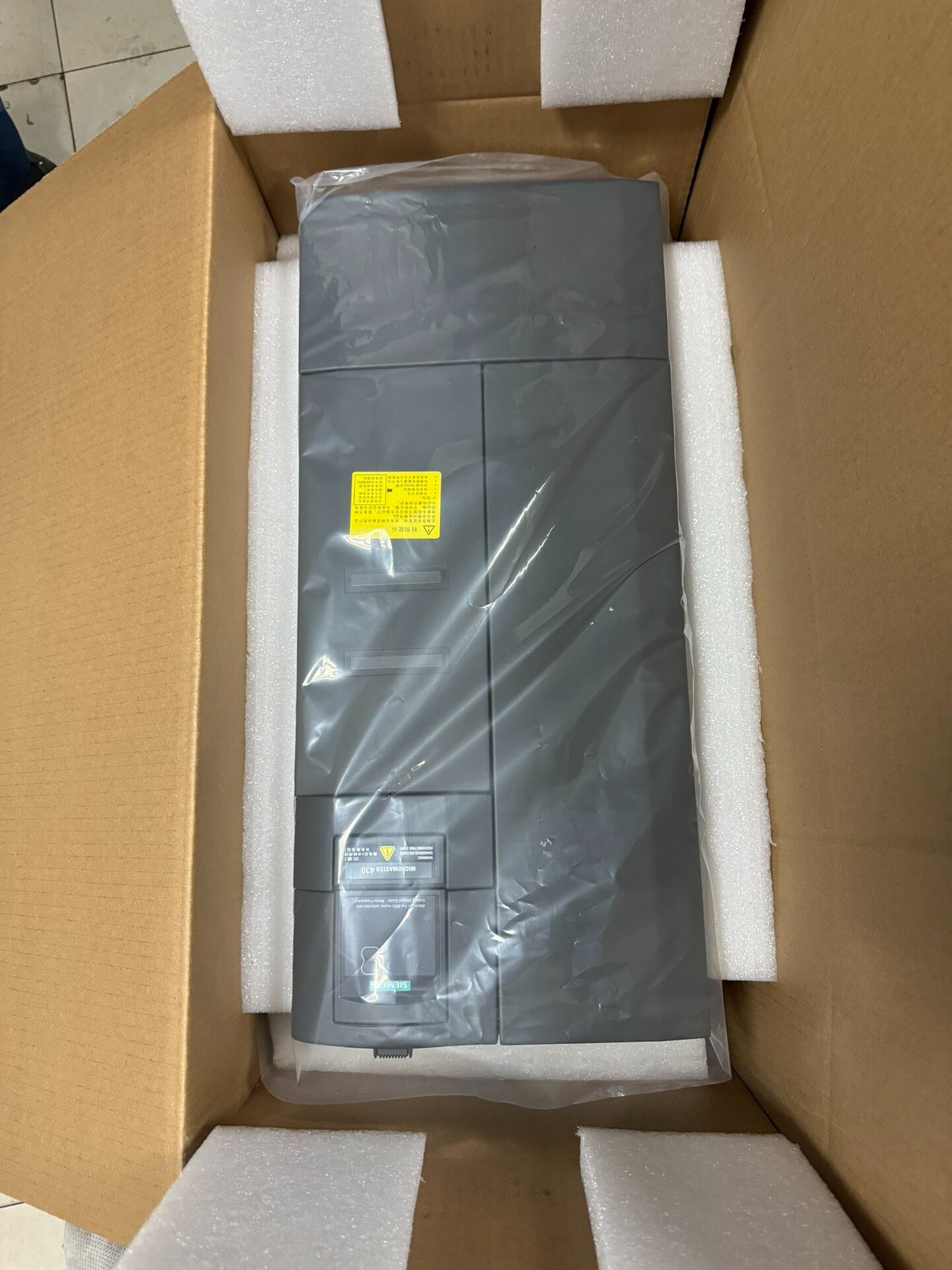 Siemens 6SE6430-2UD33-7EA0 MICROMASTER 430