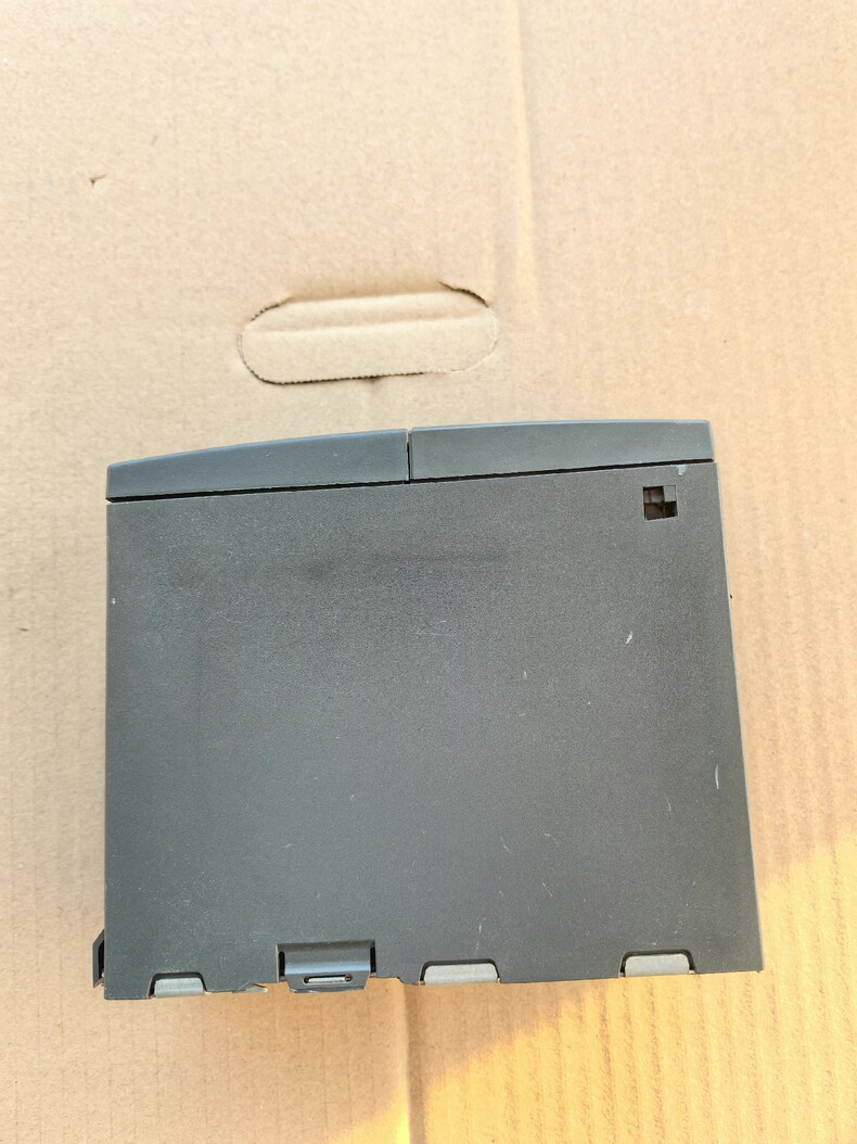 Siemens 6SE6440-2AB11-2AA1 MICROMASTER 440 5
