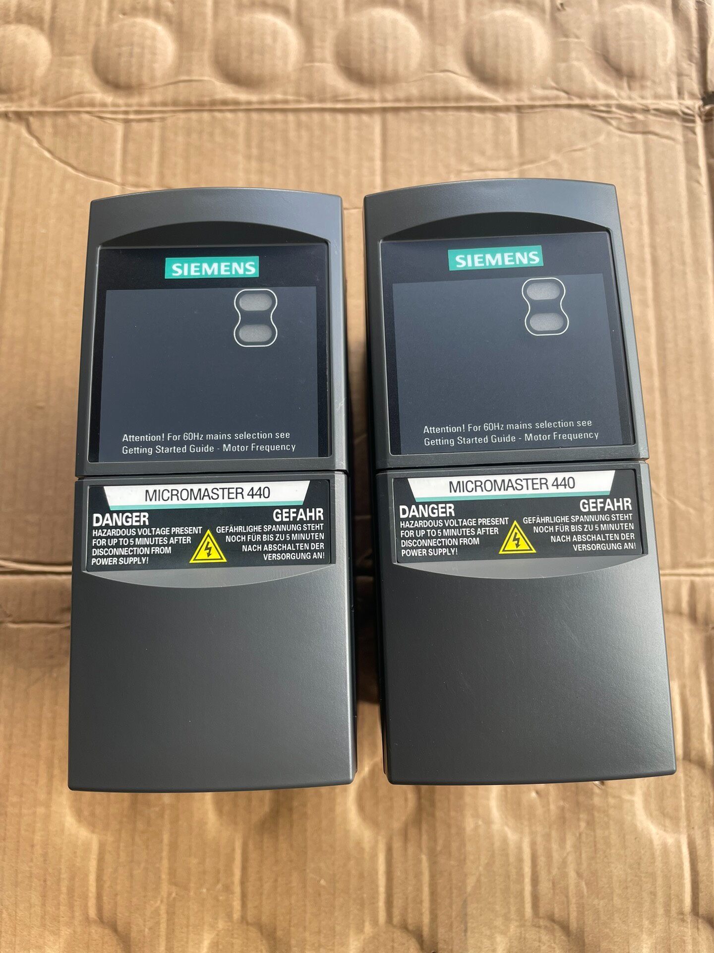 Siemens 6SE6440-2AB13-7AA1 MICROMASTER 440 2