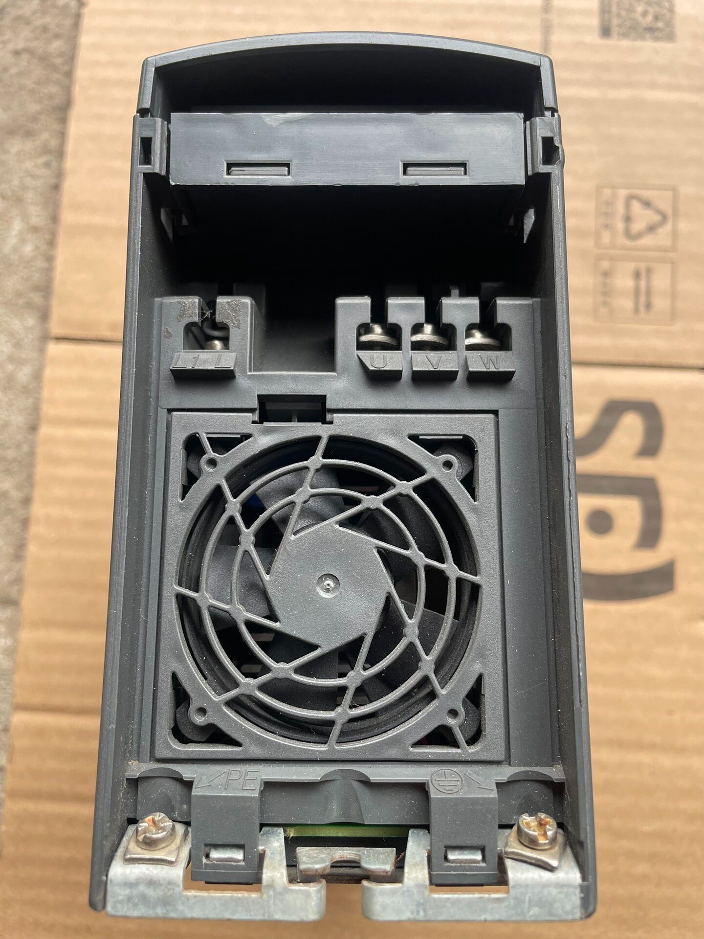 Siemens 6SE6440-2AB15-5AA1 MICROMASTER 440 6