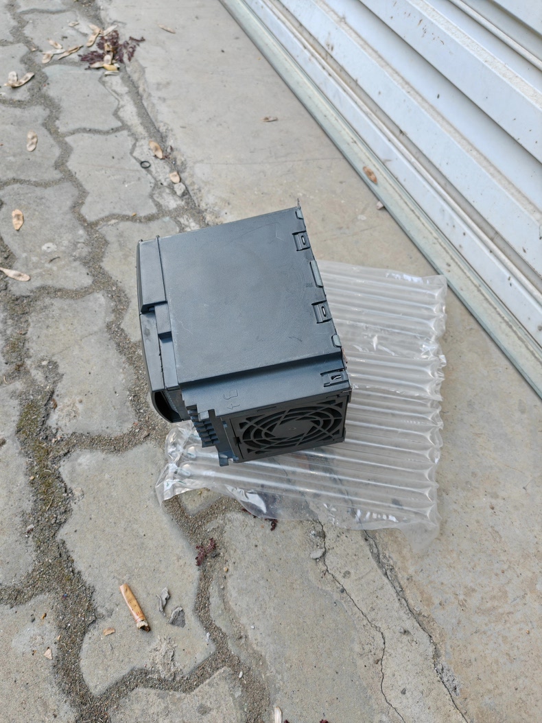 Siemens 6SE6440-2AD22-2BA1 MICROMASTER 440 3