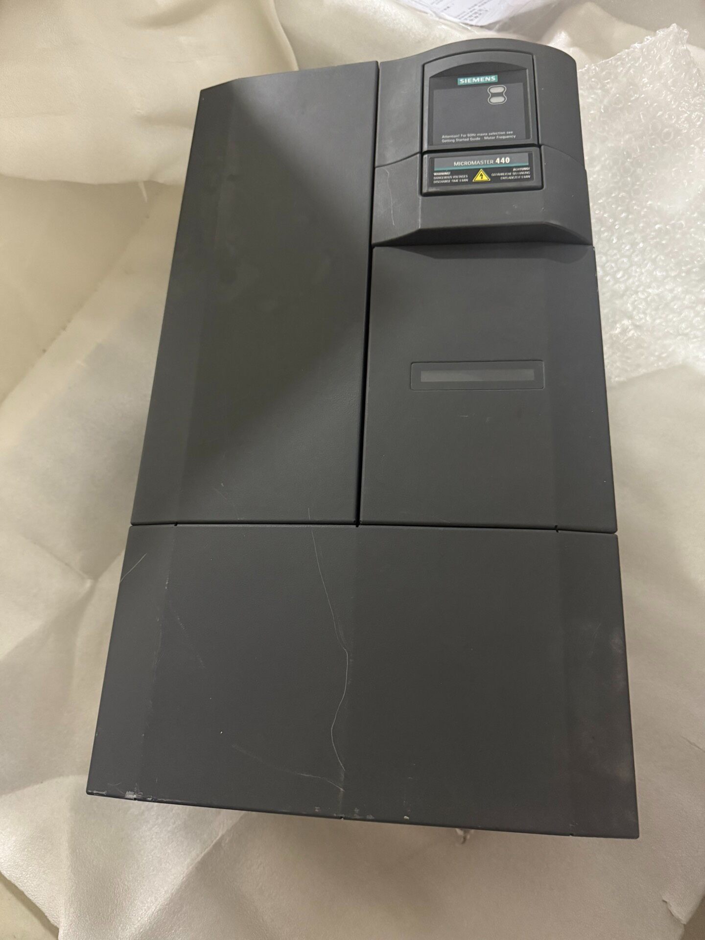 Siemens 6SE6440-2AD31-5DA1 MICROMASTER 440