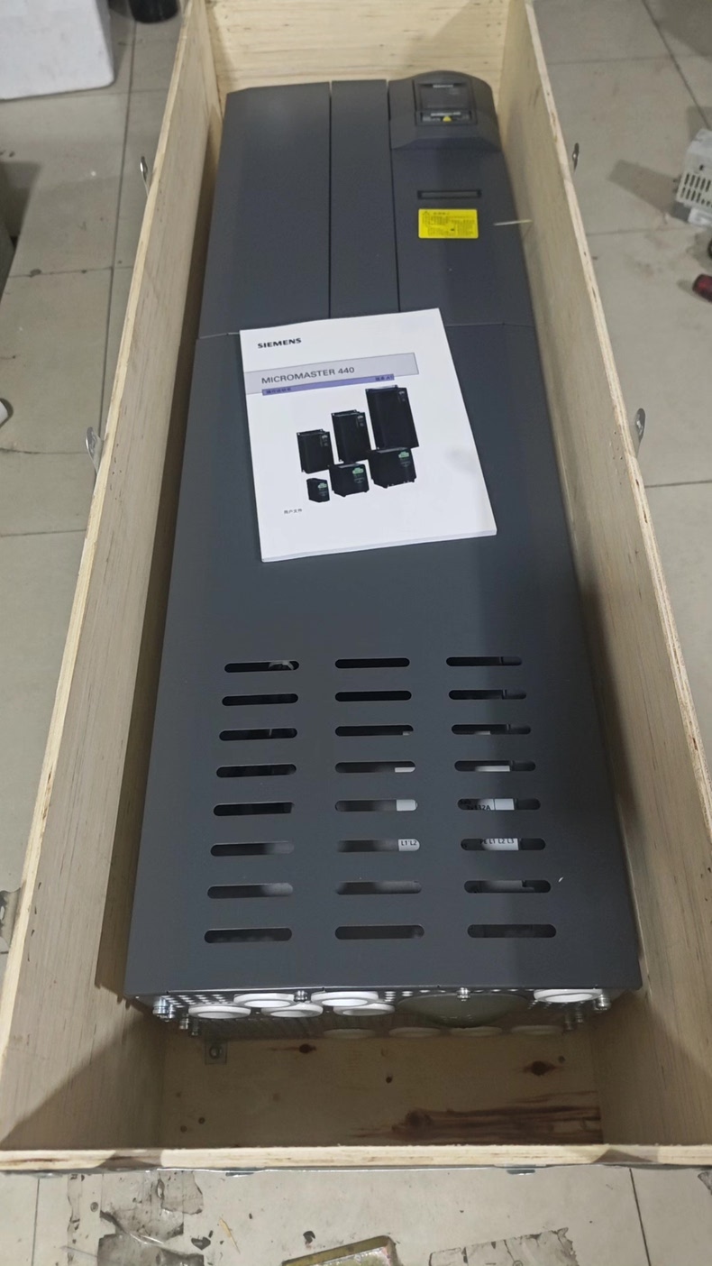 Siemens 6SE6440-2AD35-5FA1 MICROMASTER 440