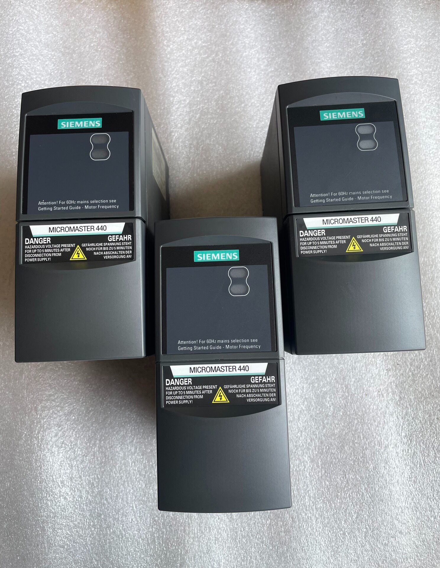 Siemens 6SE6440-2UC13-7AA1 MICROMASTER 440 3