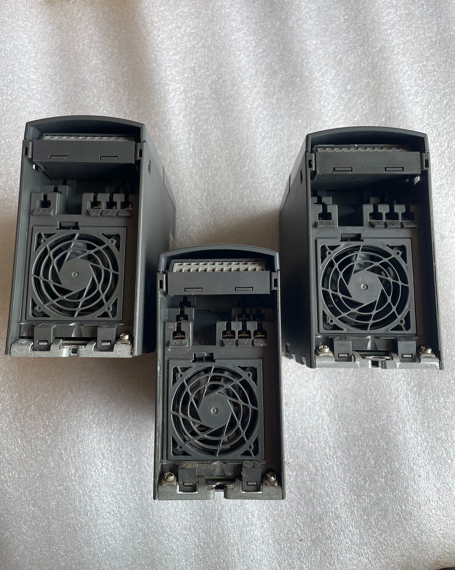 Siemens 6SE6440-2UC13-7AA1 MICROMASTER 440 6