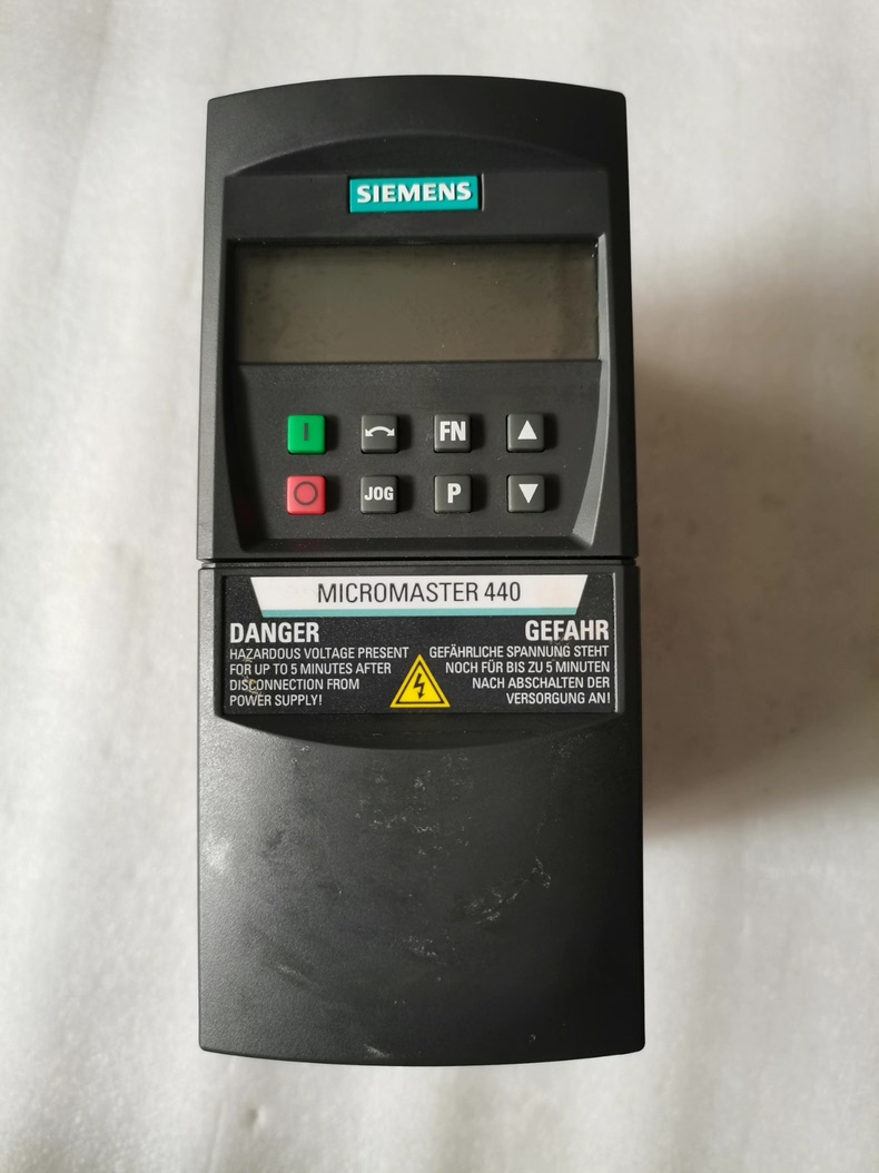 Siemens 6SE6440-2UC17-5AA1 MICROMASTER 440