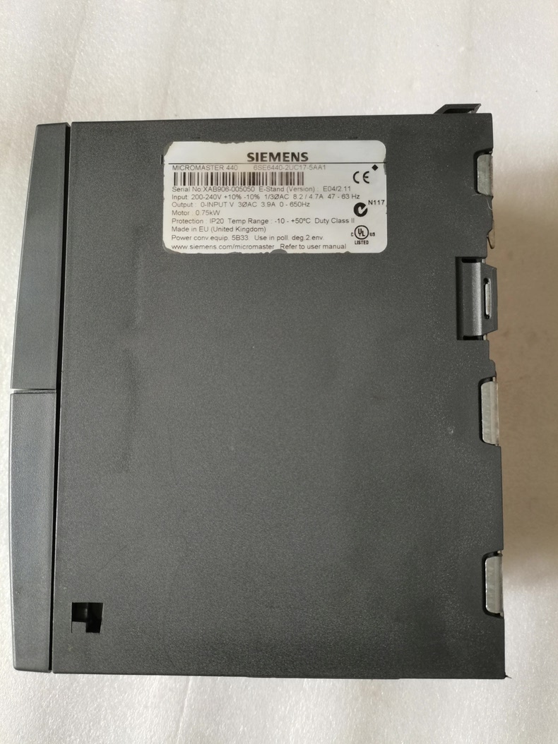 Siemens 6SE6440-2UC17-5AA1 MICROMASTER 440 6