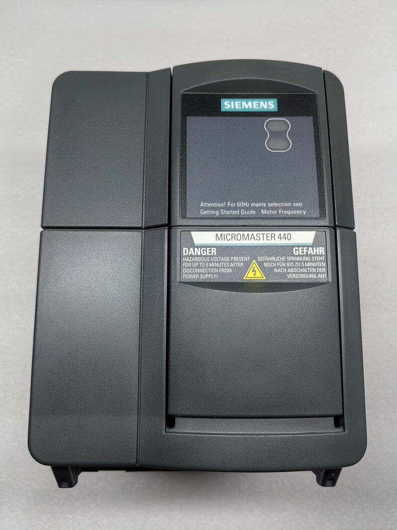Siemens 6SE6440-2UC21-1BA1 MICROMASTER 440