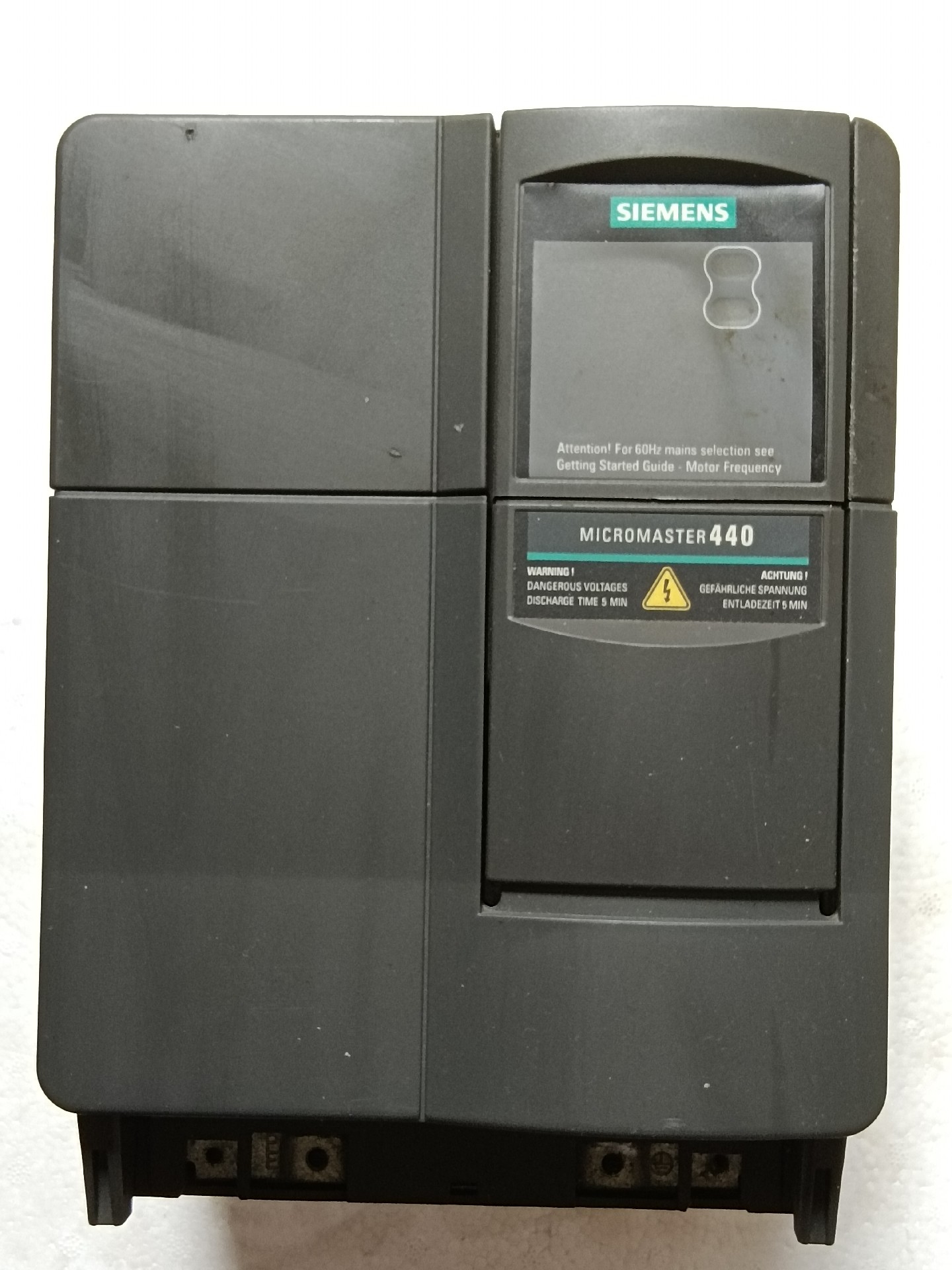 Siemens 6SE6440-2UC23-0CA1 MICROMASTER 440