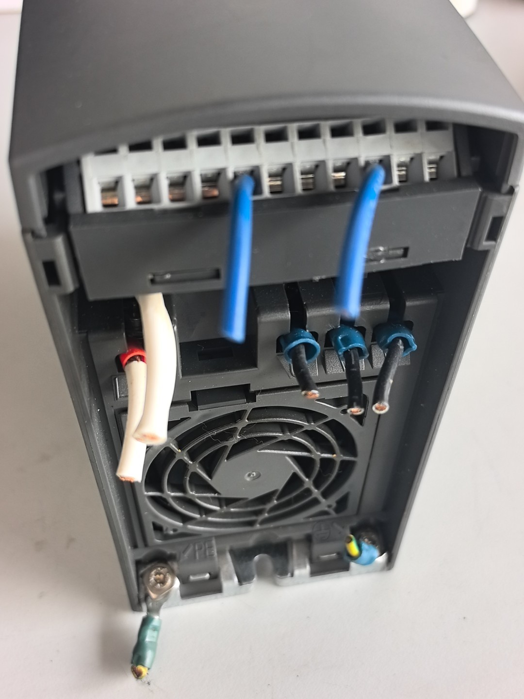 Siemens 6SE6440-2UD15-5AA1 MICROMASTER 440 6