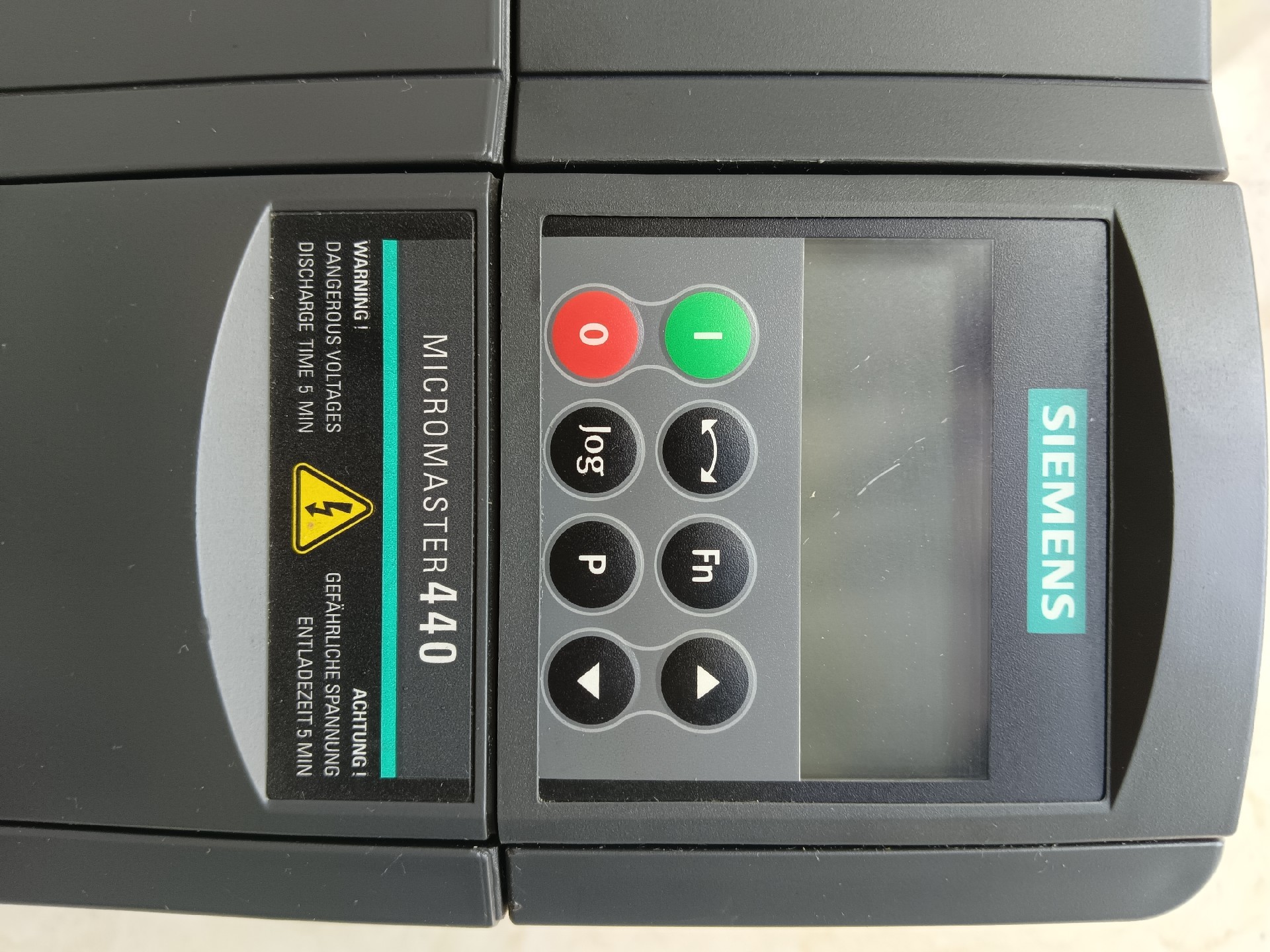 Siemens 6SE6440-2UD24-0BA1 MICROMASTER 440 6