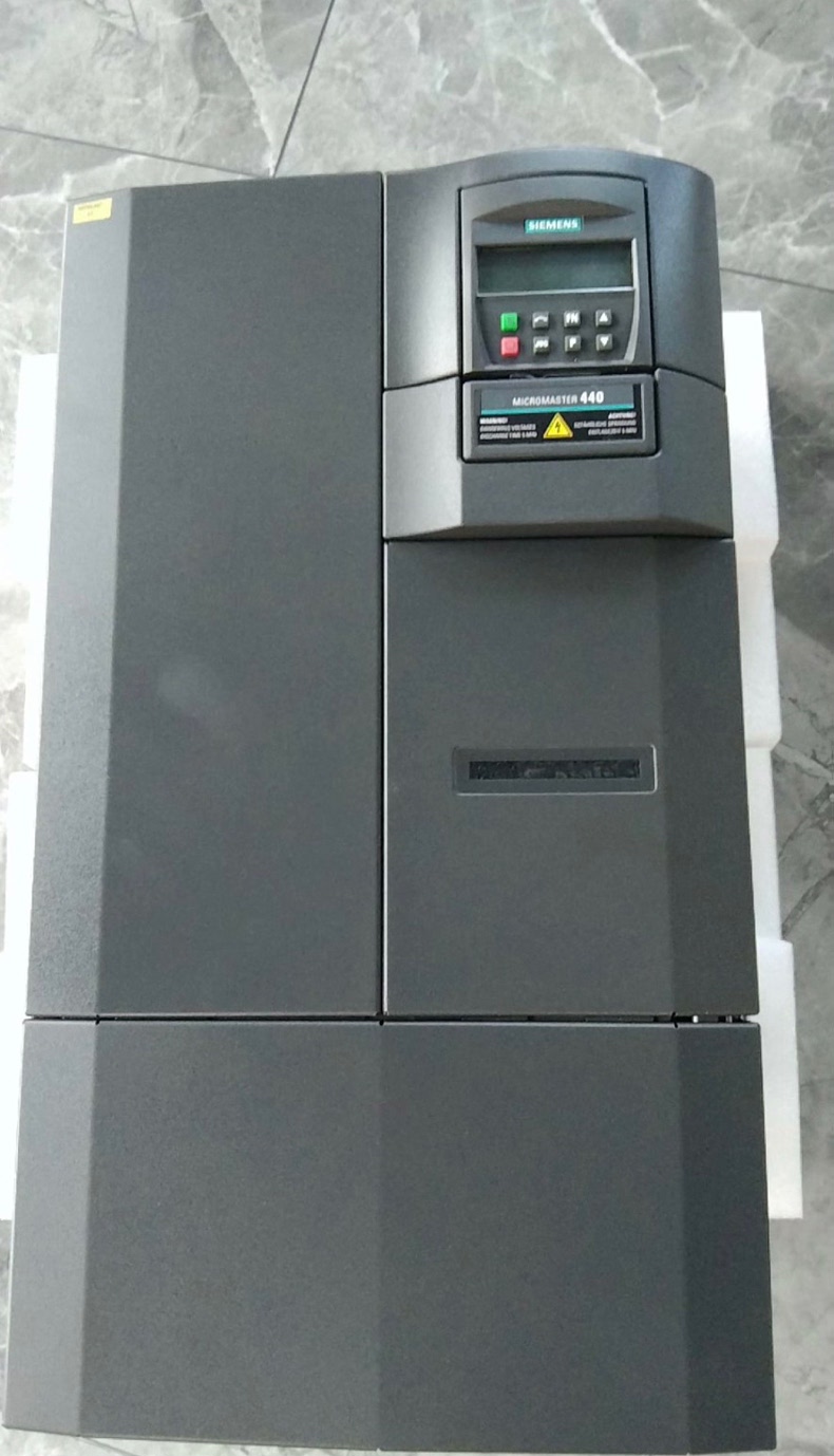 Siemens 6SE6440-2UE32-2DA1 MICROMASTER 440