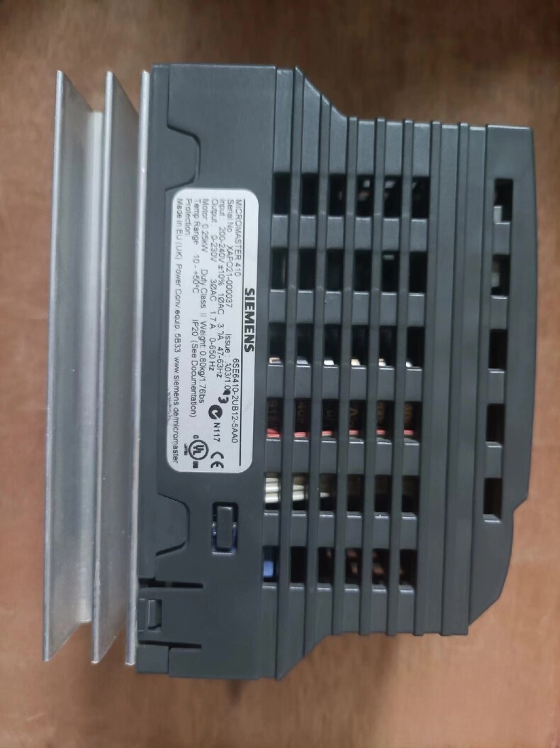 Siemens 6SE6410-2UB12-5AA0 MICROMASTER 410 2