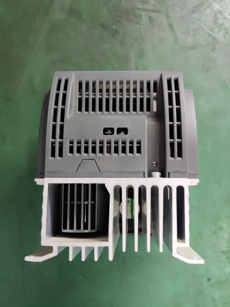 Siemens 6SL3210-5BB21-5AV0 SINAMICS V20 6
