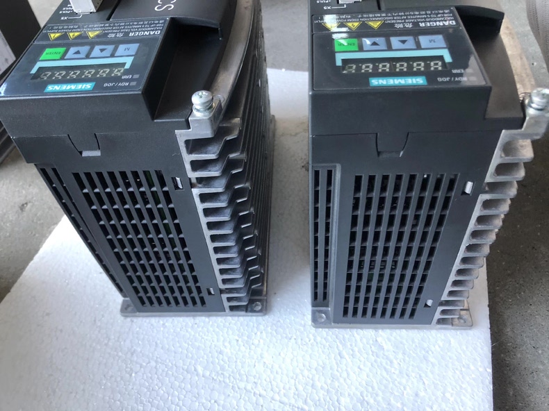 Siemens 6SL3210-5CC16-0UA0 SINAMICS V60 4