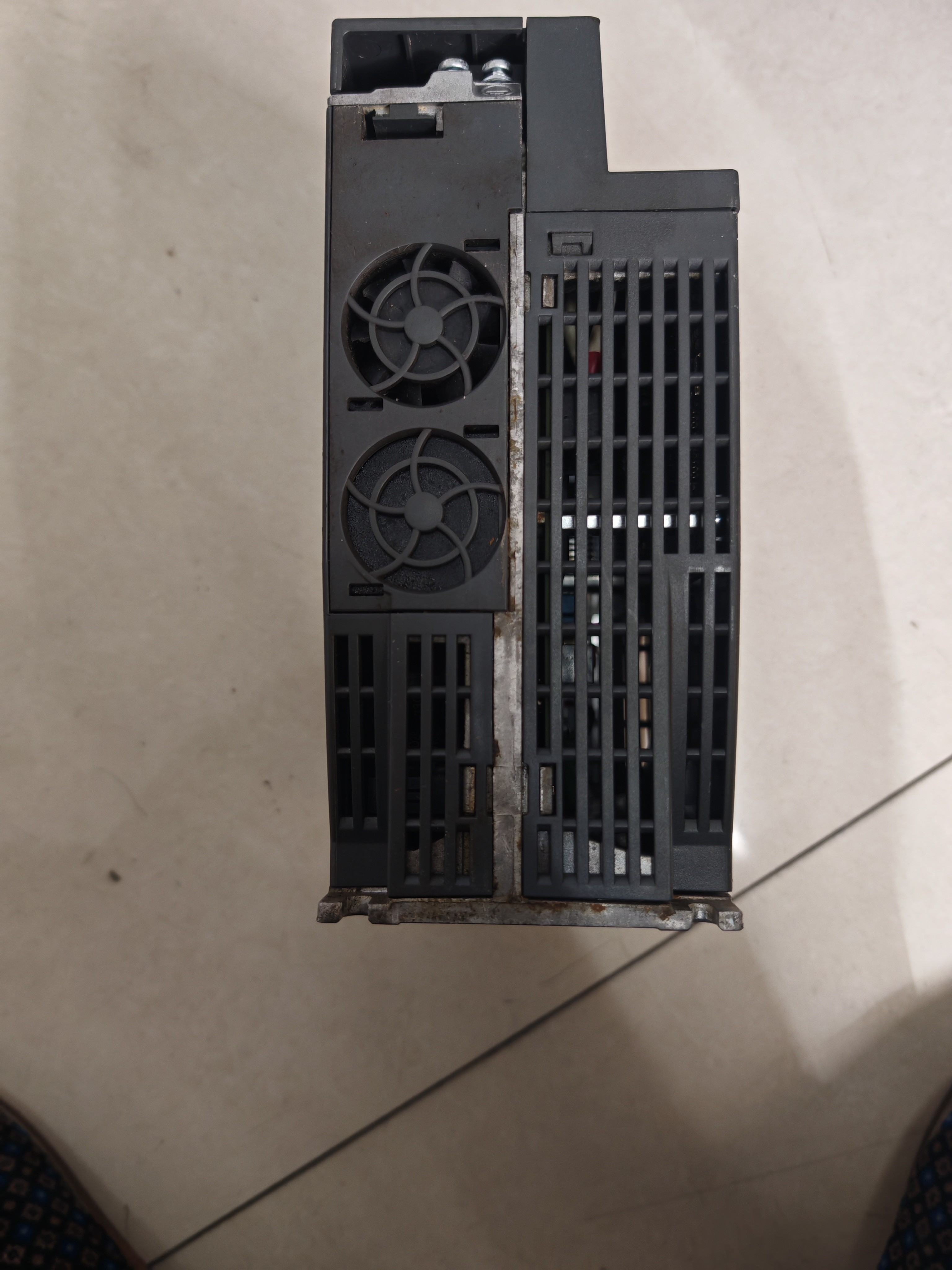 Siemens 6SL3210-5DE17-8UA0 SINAMICS V70 5
