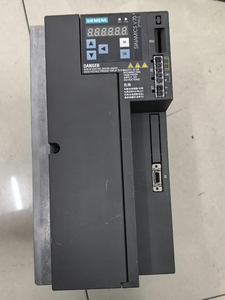 Siemens 6SL3210-5DE21-3UA0 SINAMICS V70