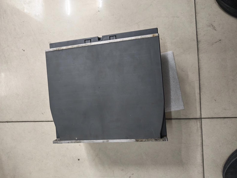 Siemens 6SL3210-5DE22-0UA0 SINAMICS V70 4