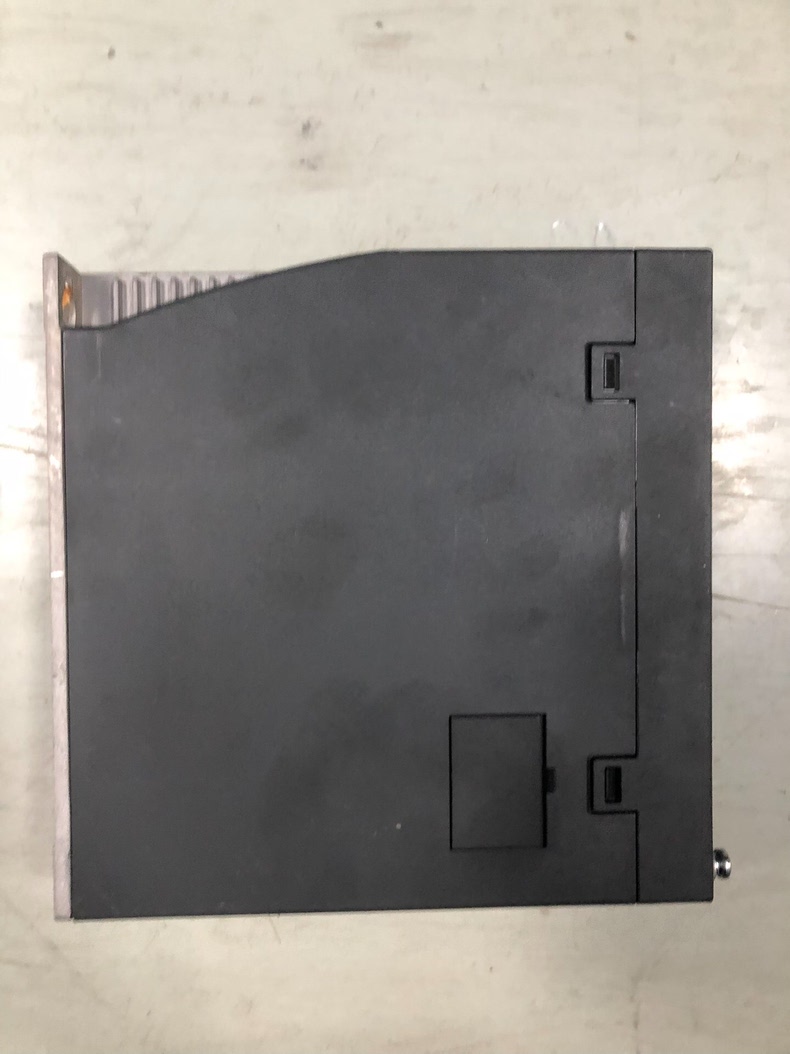 Siemens 6SL3210-5FB10-2UA0 SINAMICS V90 3