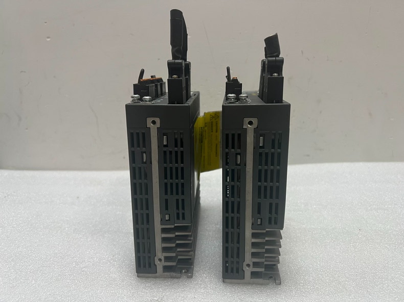 Siemens 6SL3210-5FB10-2UF0 SINAMICS V90 6