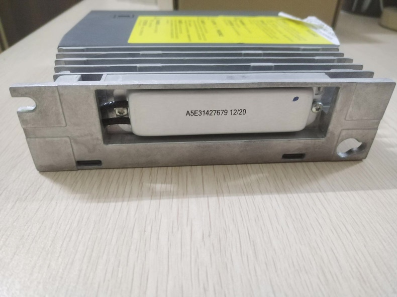 Siemens 6SL3210-5FB10-2UF2 SINAMICS V90 2