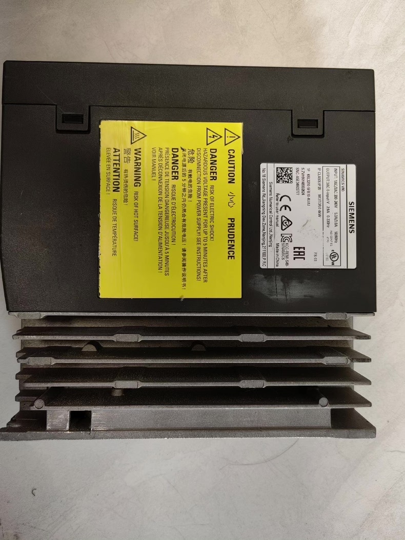 Siemens 6SL3210-5FB10-4UA1 SINAMICS V90