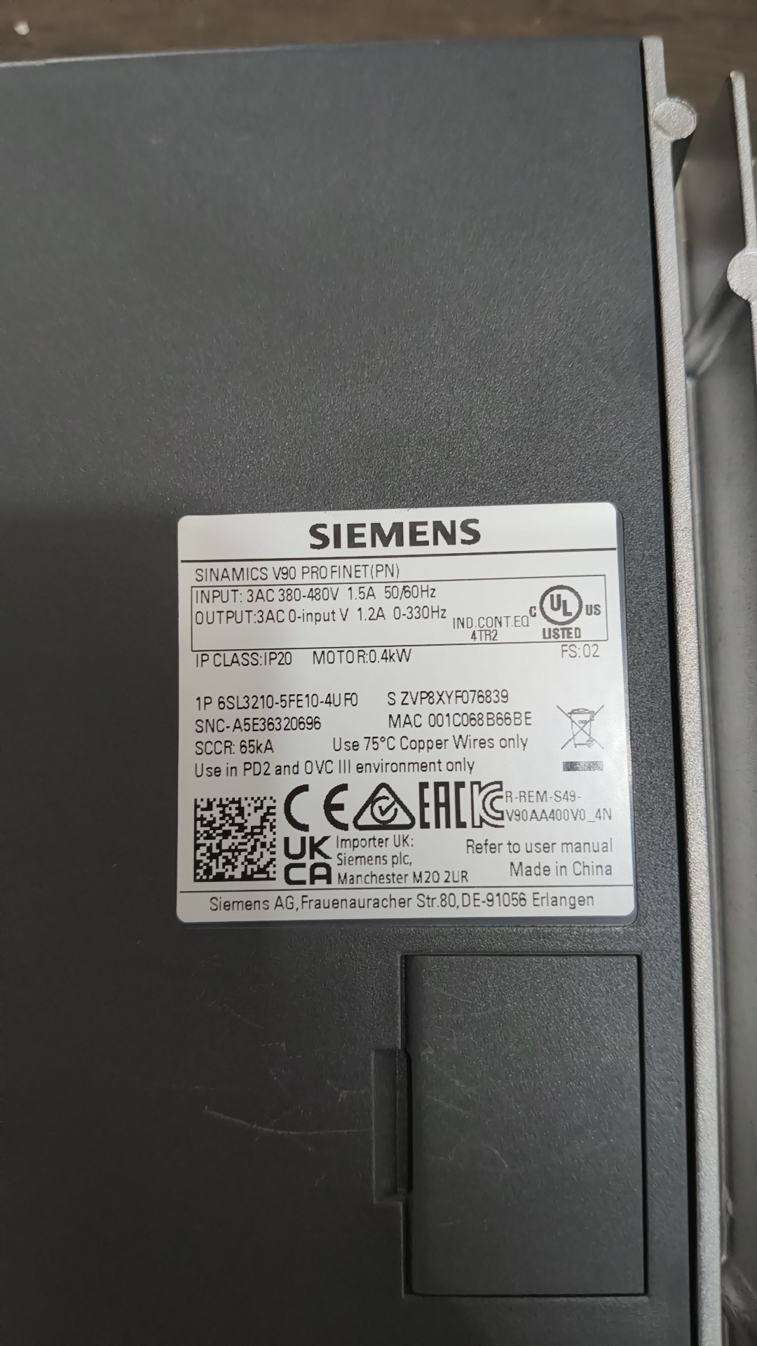 Siemens 6SL3210-5FE10-4UF0 SINAMICS V90 2