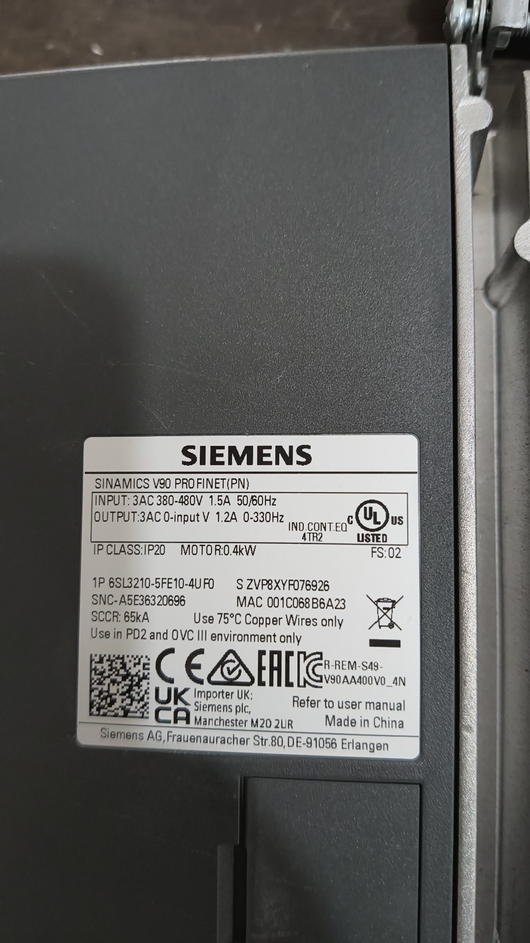 Siemens 6SL3210-5FE10-4UF0 SINAMICS V90 4
