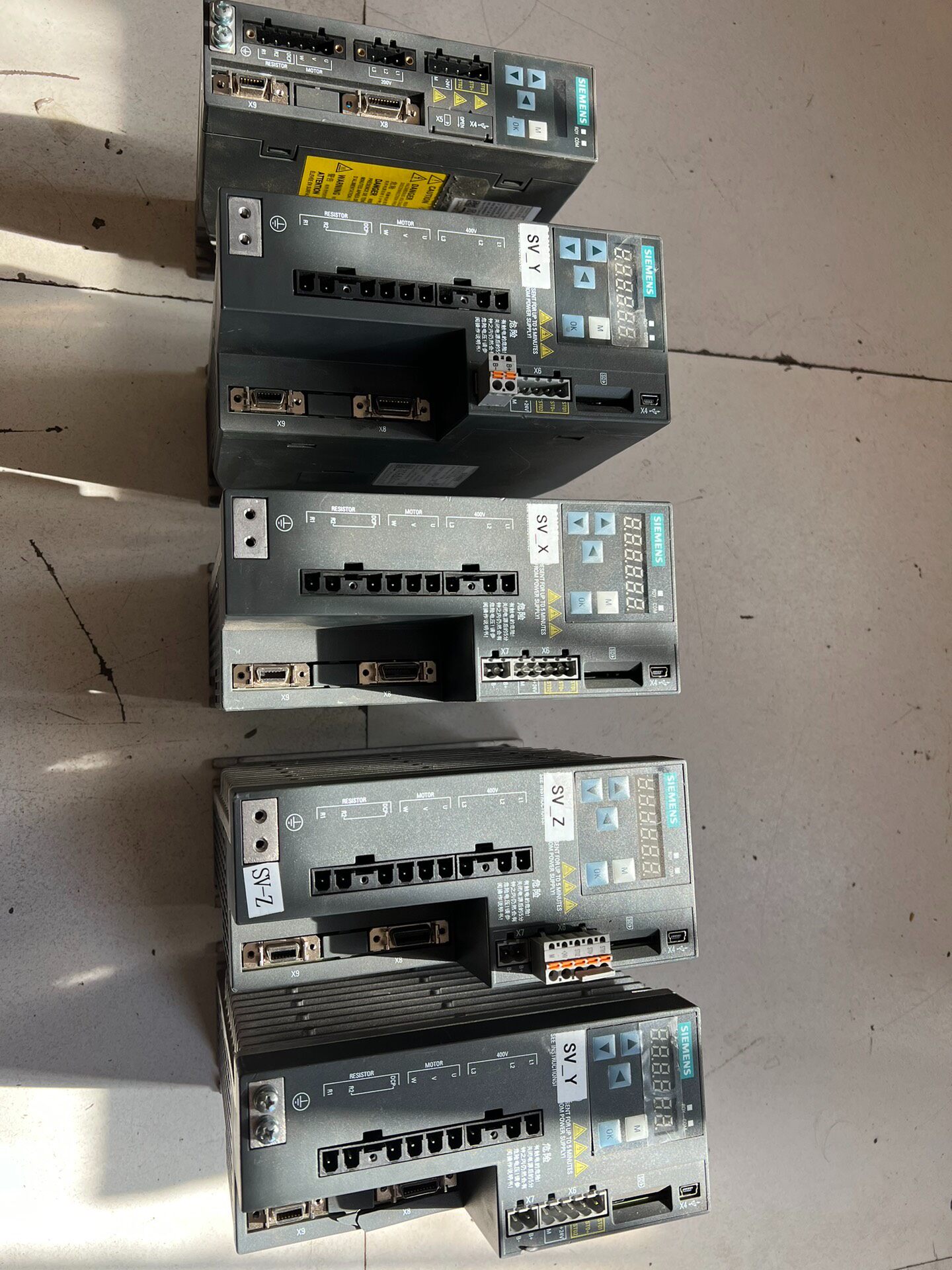 Siemens 6SL3210-5FE10-8UF0 SINAMICS V90