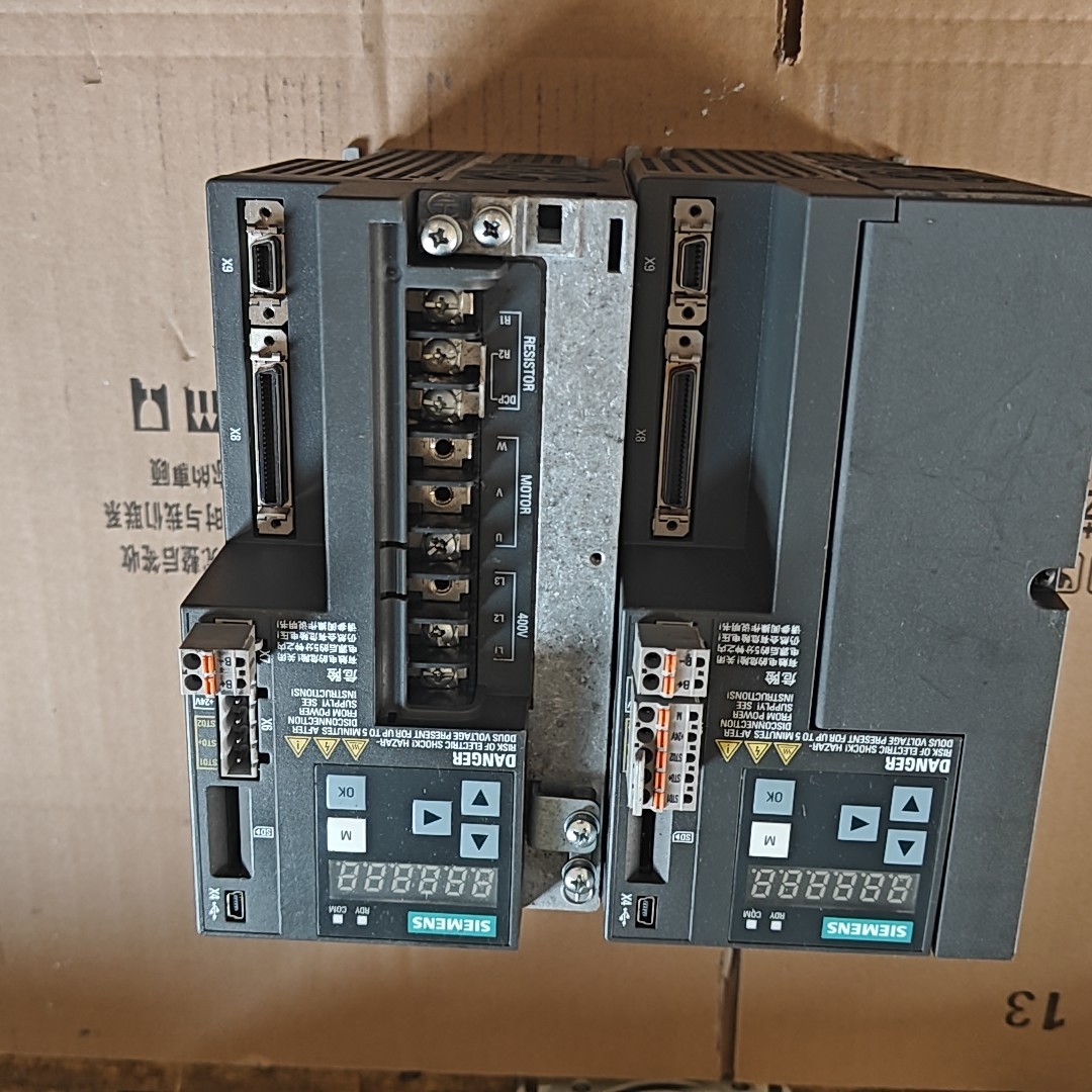 Siemens 6SL3210-5FE11-0UA0 SINAMICS V90