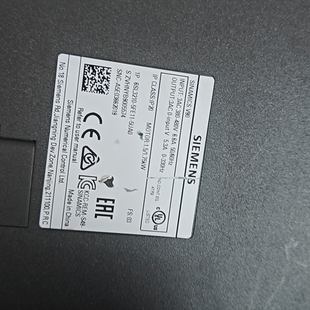 Siemens 6SL3210-5FE11-0UA0 SINAMICS V90 5
