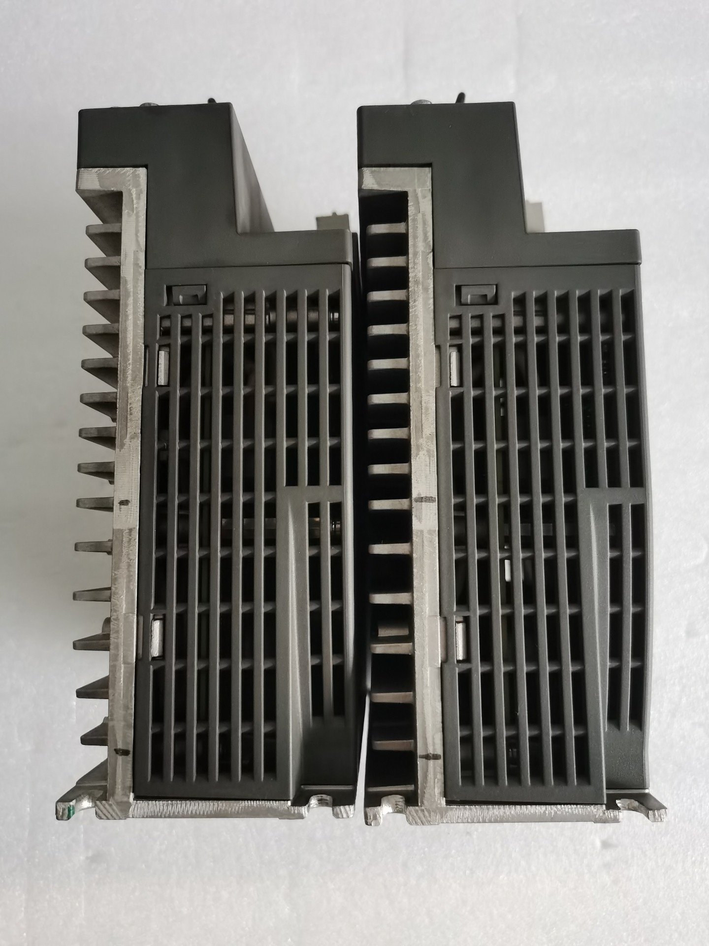 Siemens 6SL3210-5FE11-0UF0 SINAMICS V90 2