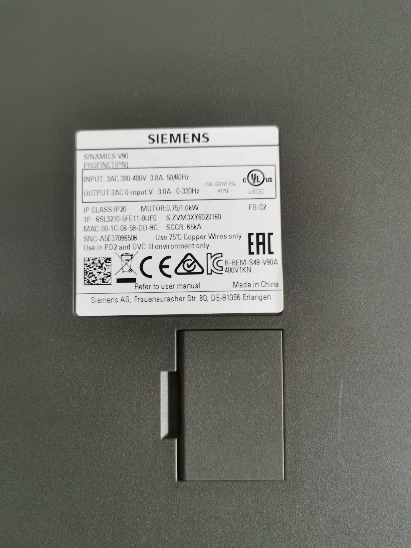 Siemens 6SL3210-5FE11-0UF0 SINAMICS V90 6