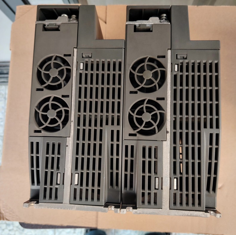 Siemens 6SL3210-5FE12-0UA0 SINAMICS V90 4