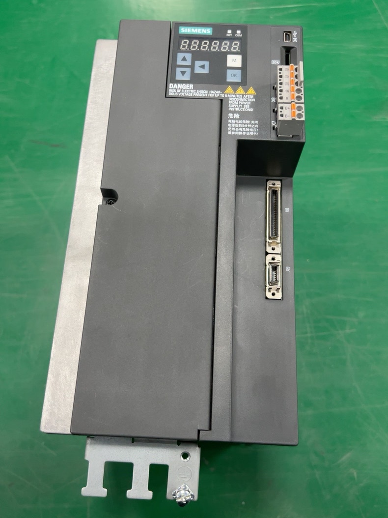 Siemens 6SL3210-5FE15-0UA0 SINAMICS V90