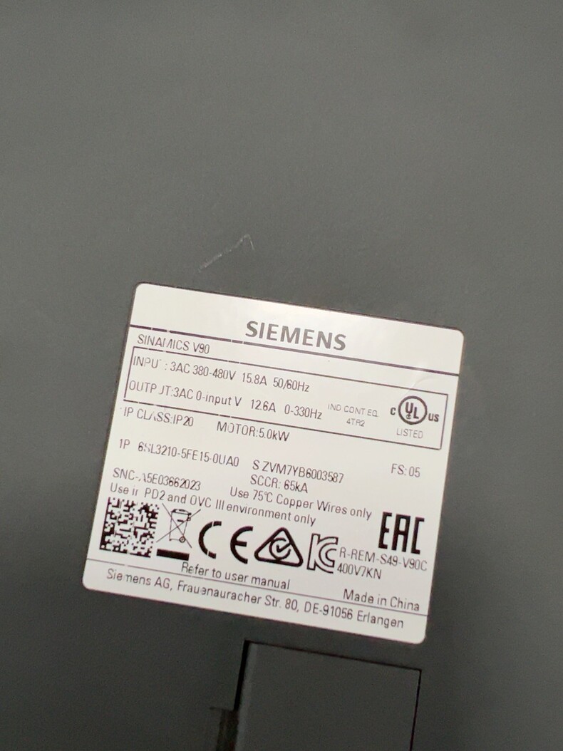 Siemens 6SL3210-5FE15-0UA0 SINAMICS V90 3