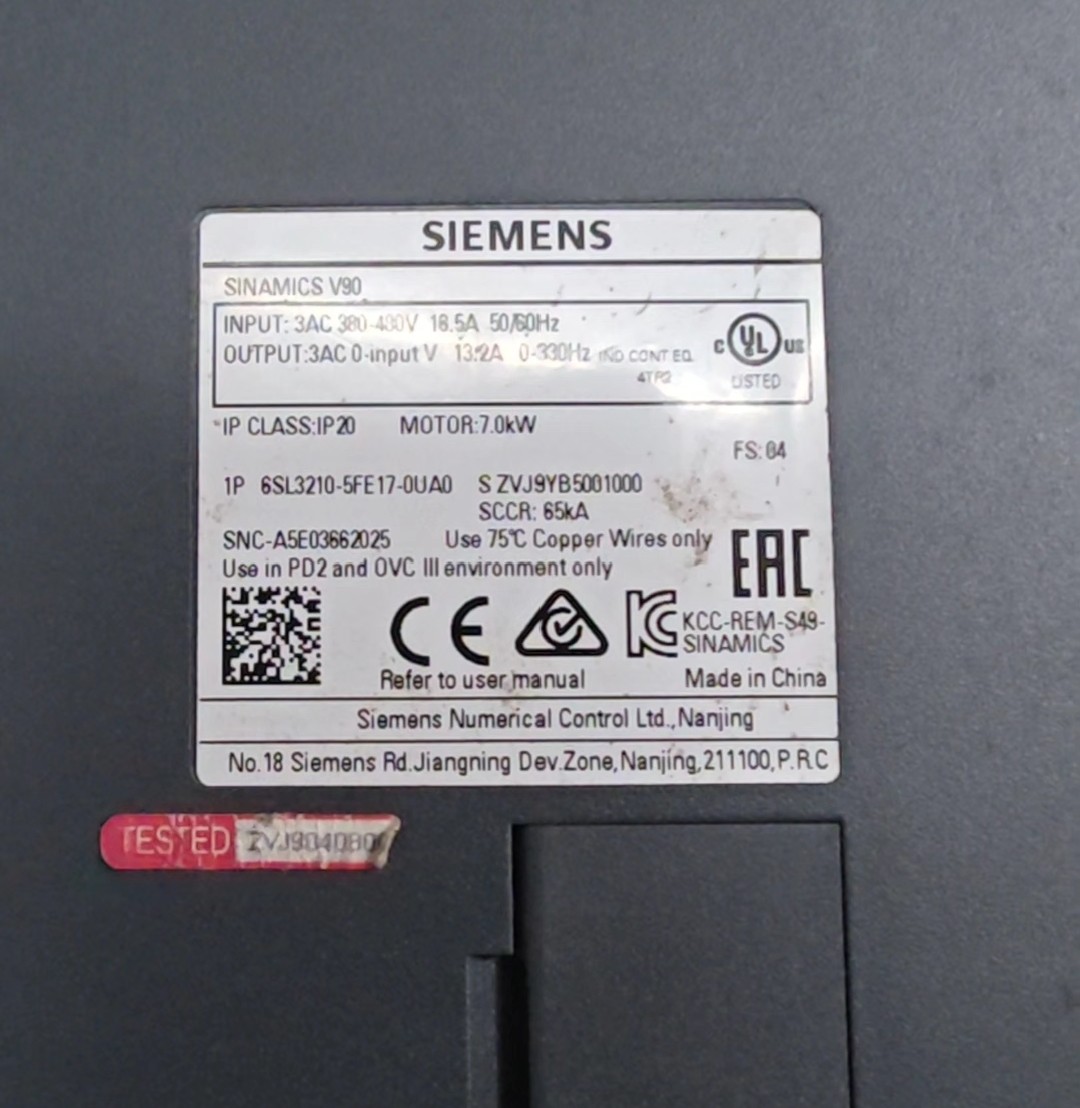 Siemens 6SL3210-5FE17-0UA0 SINAMICS V90 4