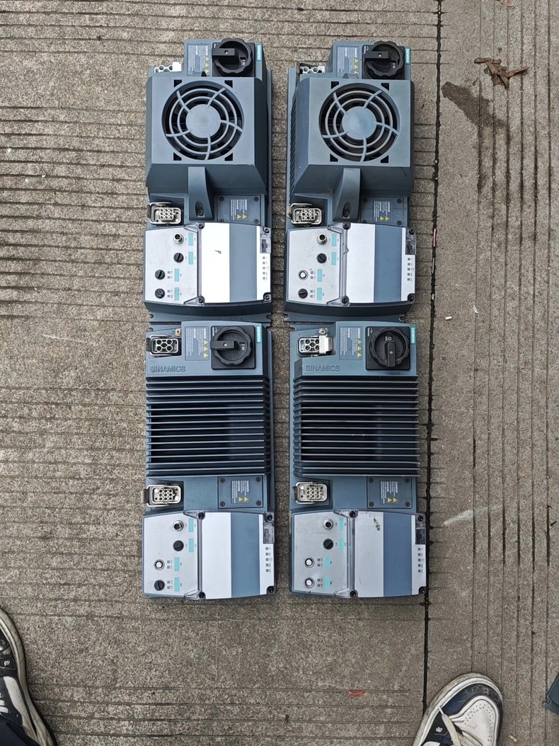 Siemens 6SL3511-1PE21-5AM0 SINAMICS G110D