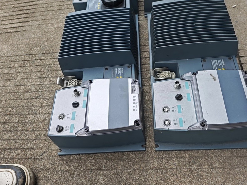 Siemens 6SL3511-1PE21-5AM0 SINAMICS G110D 6