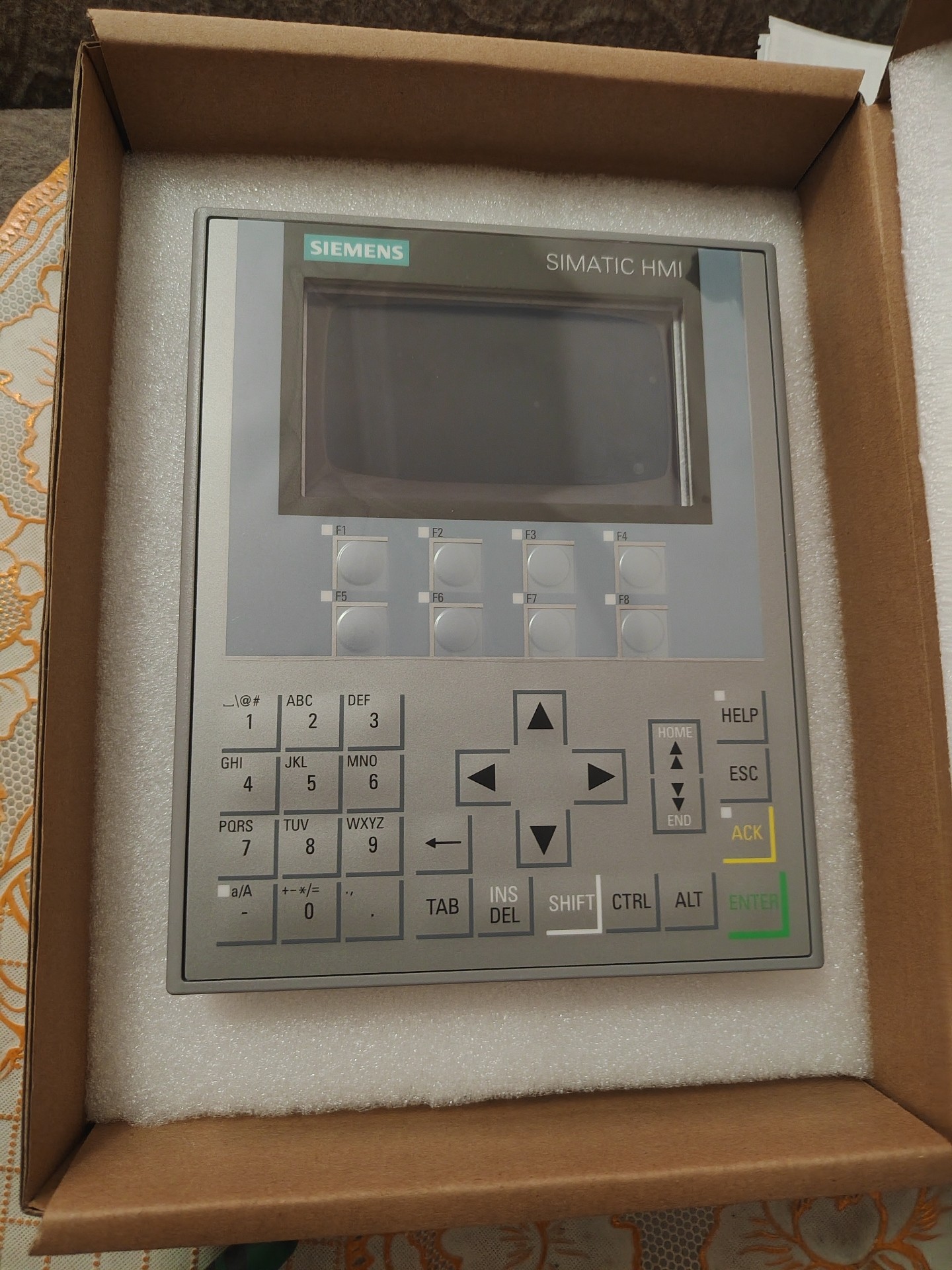 Siemens 6AV2124-1DC01-0AX0 KP400