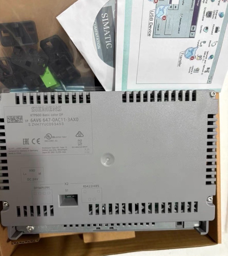 Siemens 6AV6647-0AC11-3AX0 KTP600 2