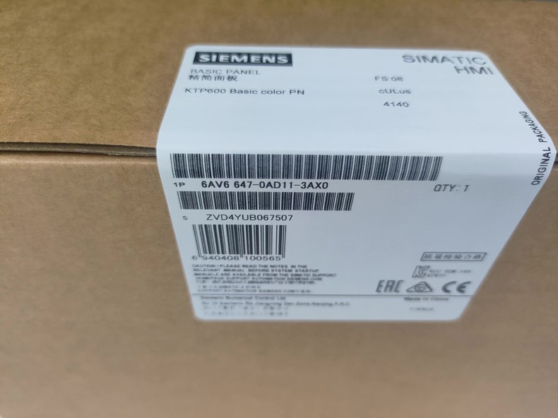 Siemens 6AV6647-0AD11-3AX0 KTP600 6
