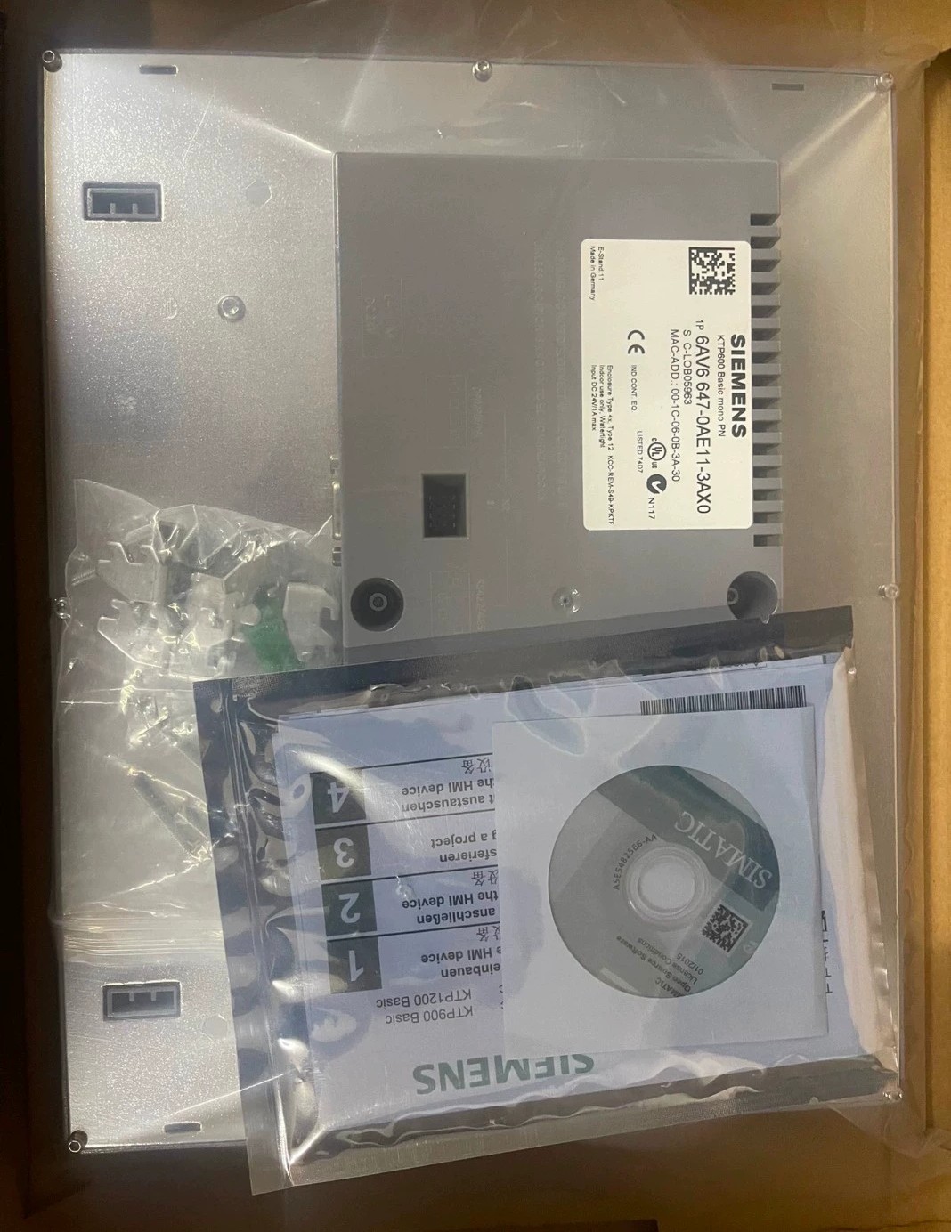 Siemens 6AV6647-0AE11-3AX0 KTP1000 4