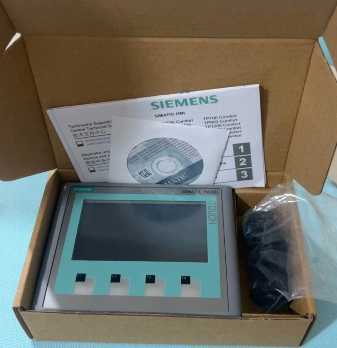 Siemens 6AV6647-0AK11-3AX0 KTP400
