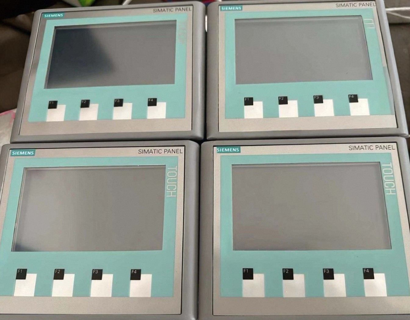 Siemens 6AV6647-0AK11-3AX0 KTP400 3